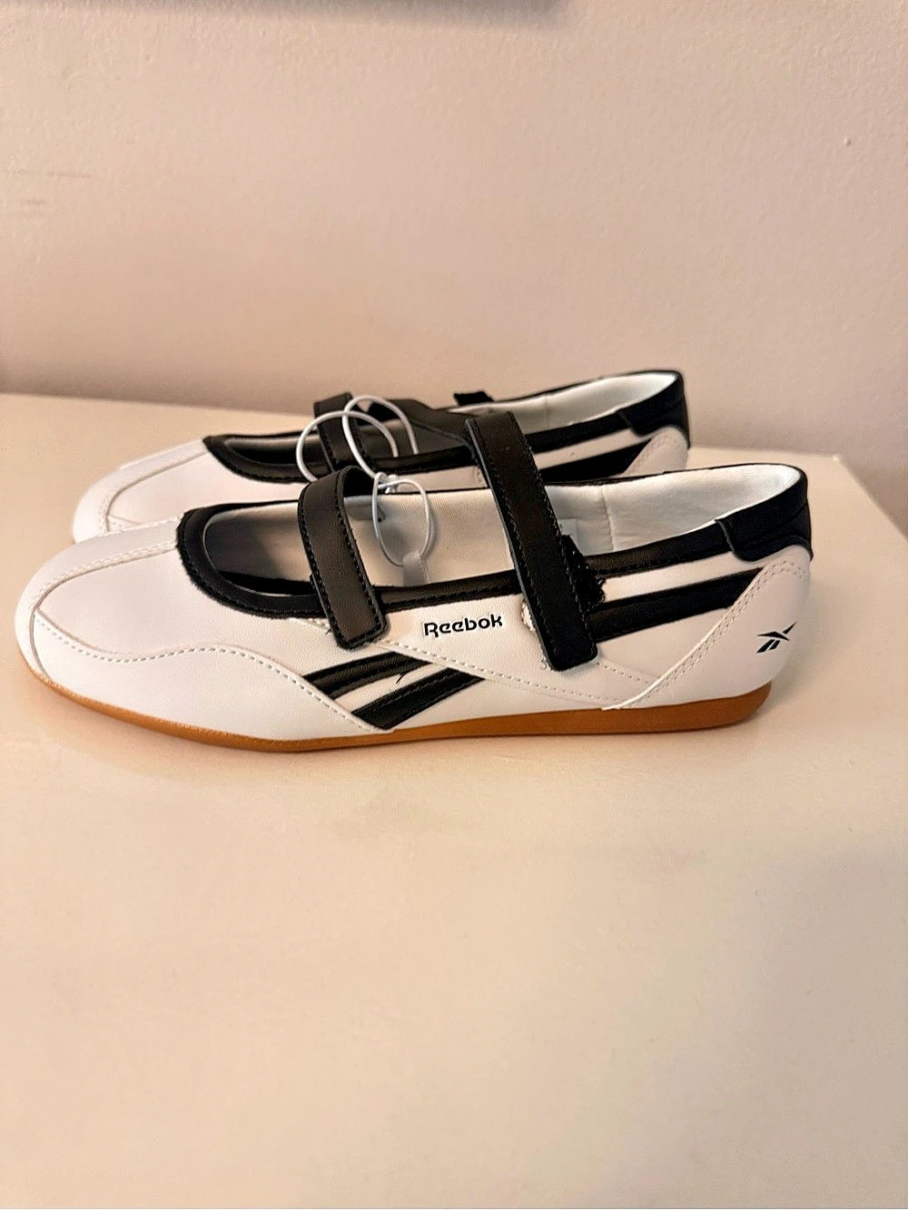 Reebok Ultra Lo Mary Jane Mary Jane Flats White & Black